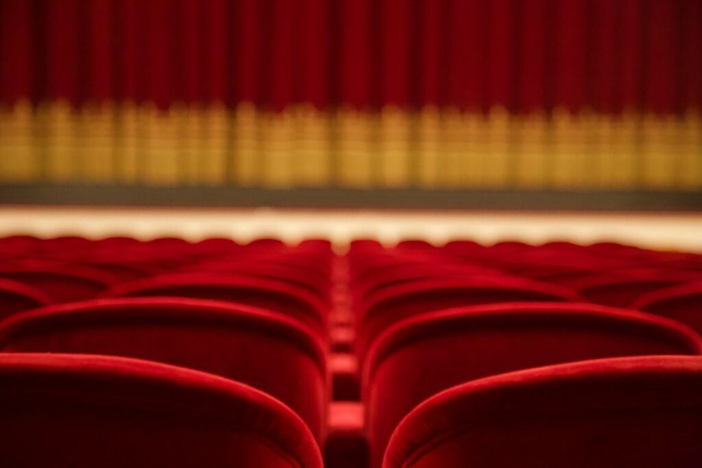 ライブ・客席のイメージ写真(記事中の人物・公演・商品そのものではありません)